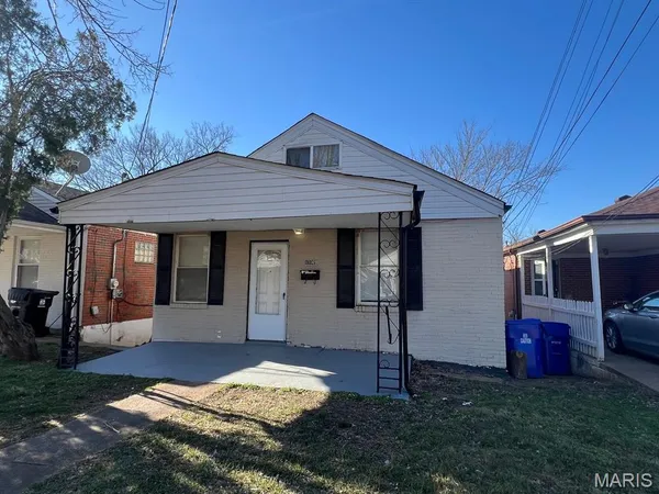 $1,295 | 1149 Watts Street, St. Louis, MO 63130
