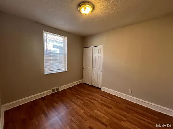 $1,295 | 1149 Watts Street, St. Louis, MO 63130