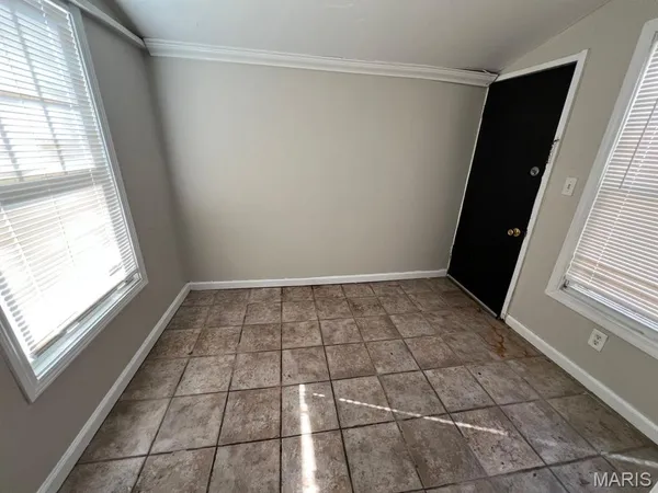 $1,295 | 1149 Watts Street, St. Louis, MO 63130