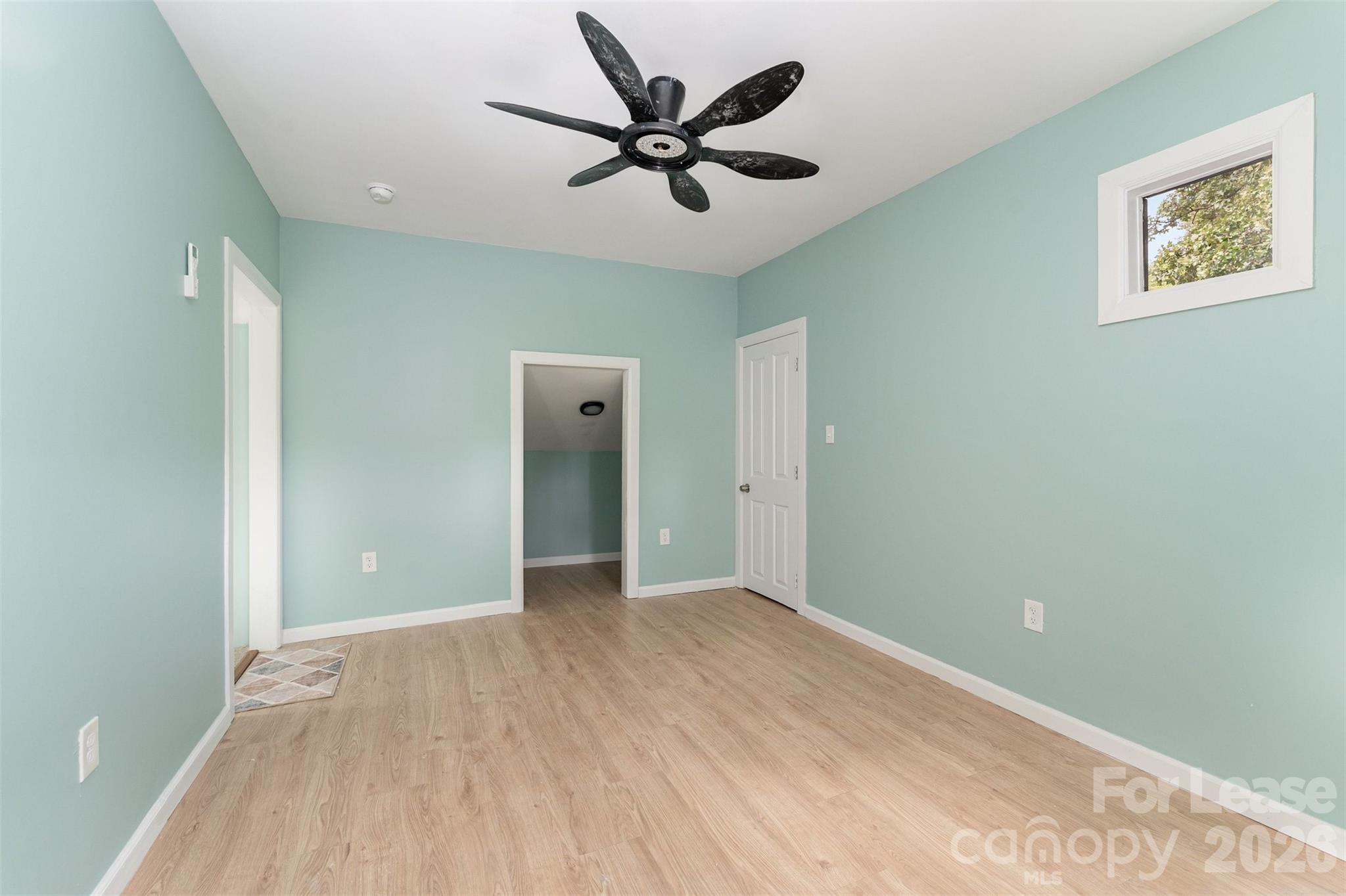 1906 New Garden Road Greensboro, NC 27410 - Photo 34 of 35