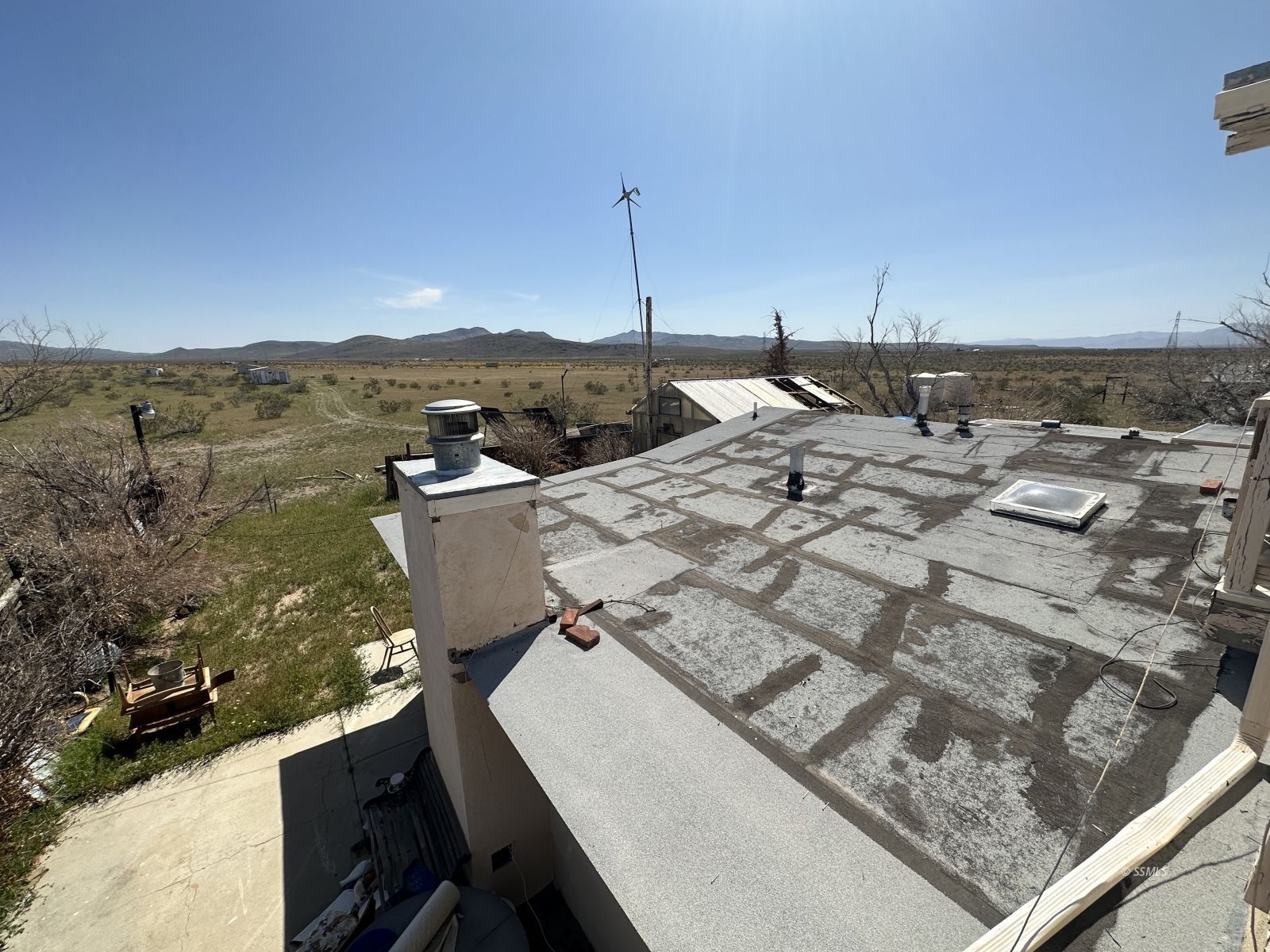 2511 Calvert Boulevard Ridgecrest, CA 93555 - Photo 14 of 41 a view of a terrace