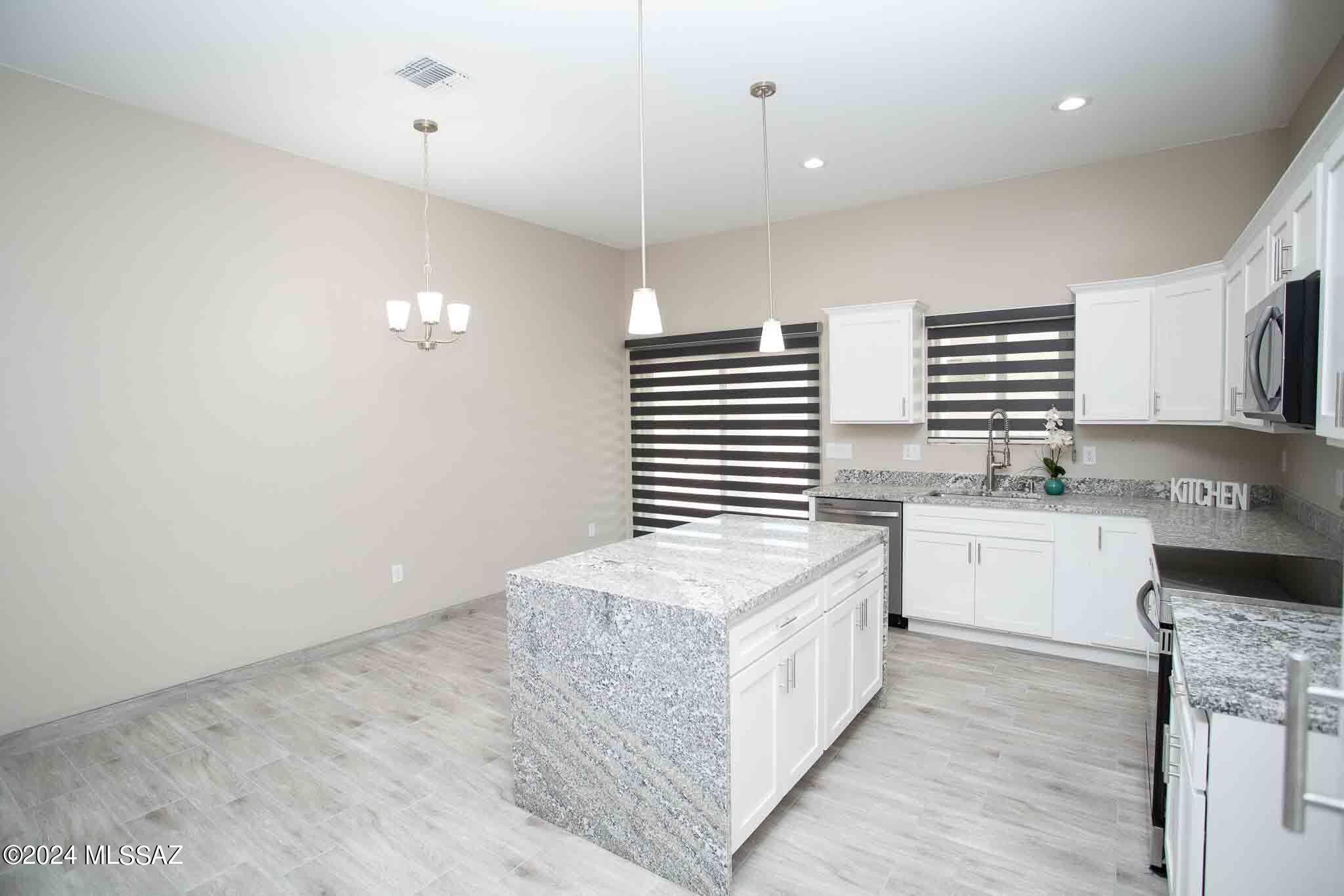 117 Escocia Court Rio Rico, AZ 85648 - Photo 3 of 18