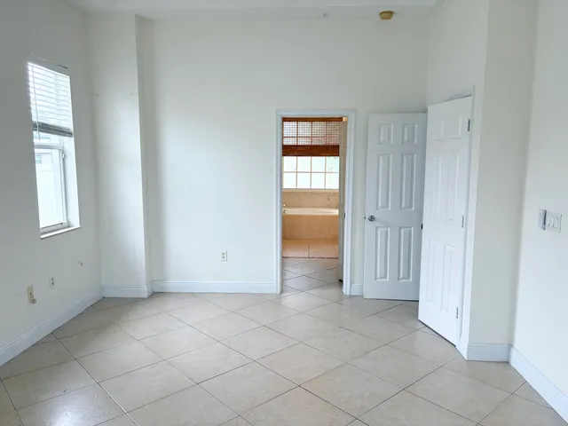 $3,400 | 2066 Southwest Savage Boulevard, Port St. Lucie, FL 34953