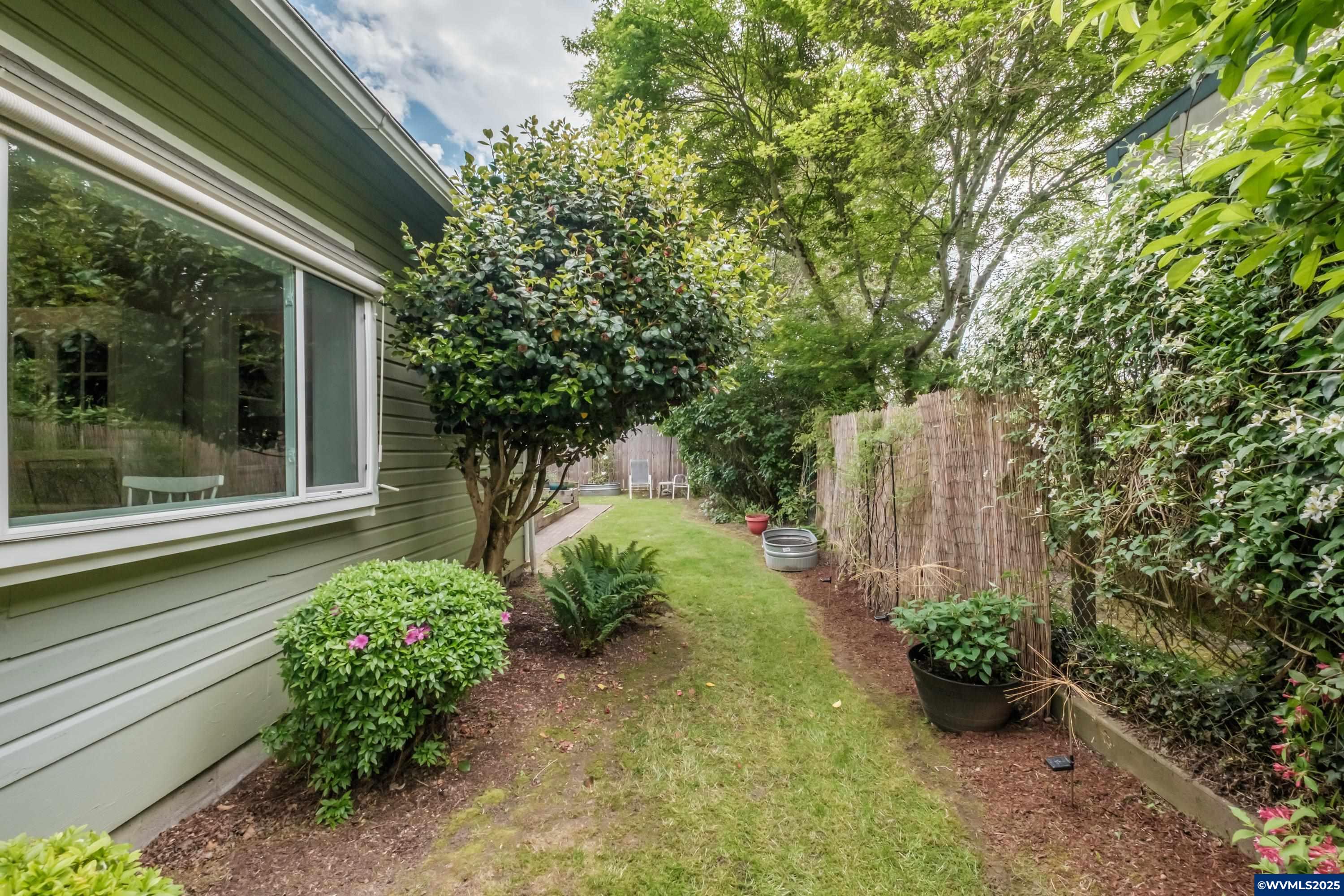 1138 Southwest 9th Avenue Albany, OR 97321 - Photo 43 of 48 Gallery Image 43