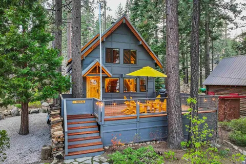 a view of outdoor area and entertaining space