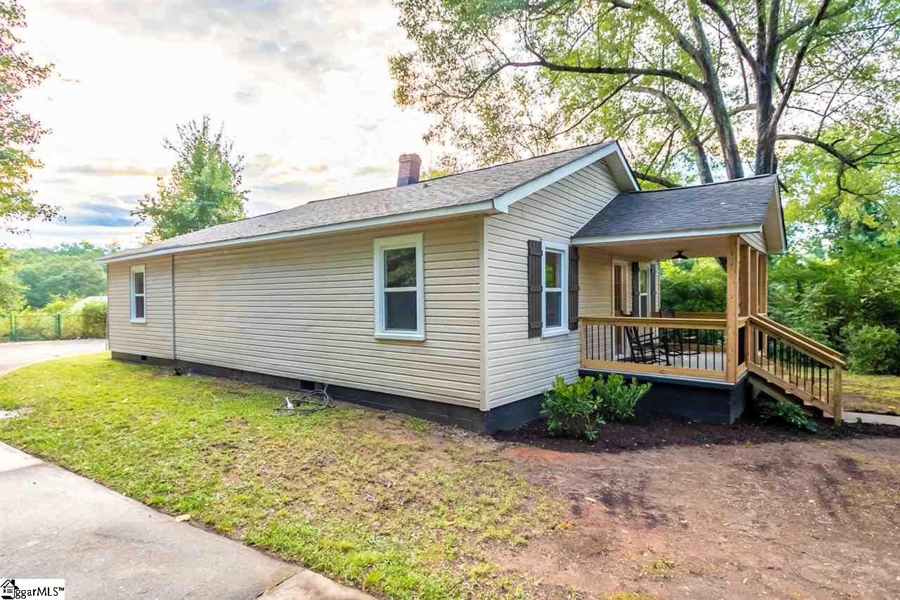 1535 Hunts Bridge Road Easley, SC 29640 - Photo 33 of 36