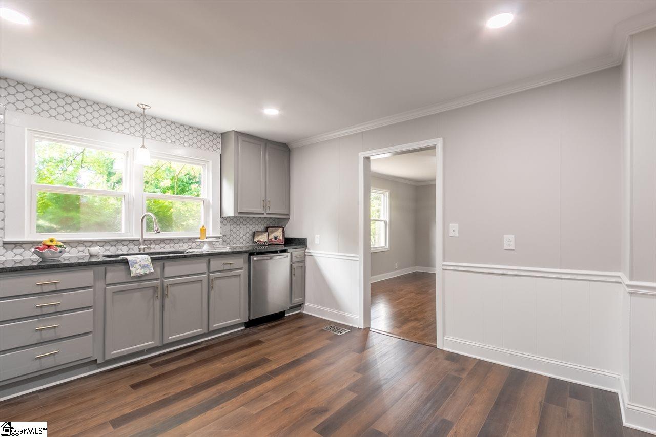 1535 Hunts Bridge Road Easley, SC 29640 - Photo 10 of 36