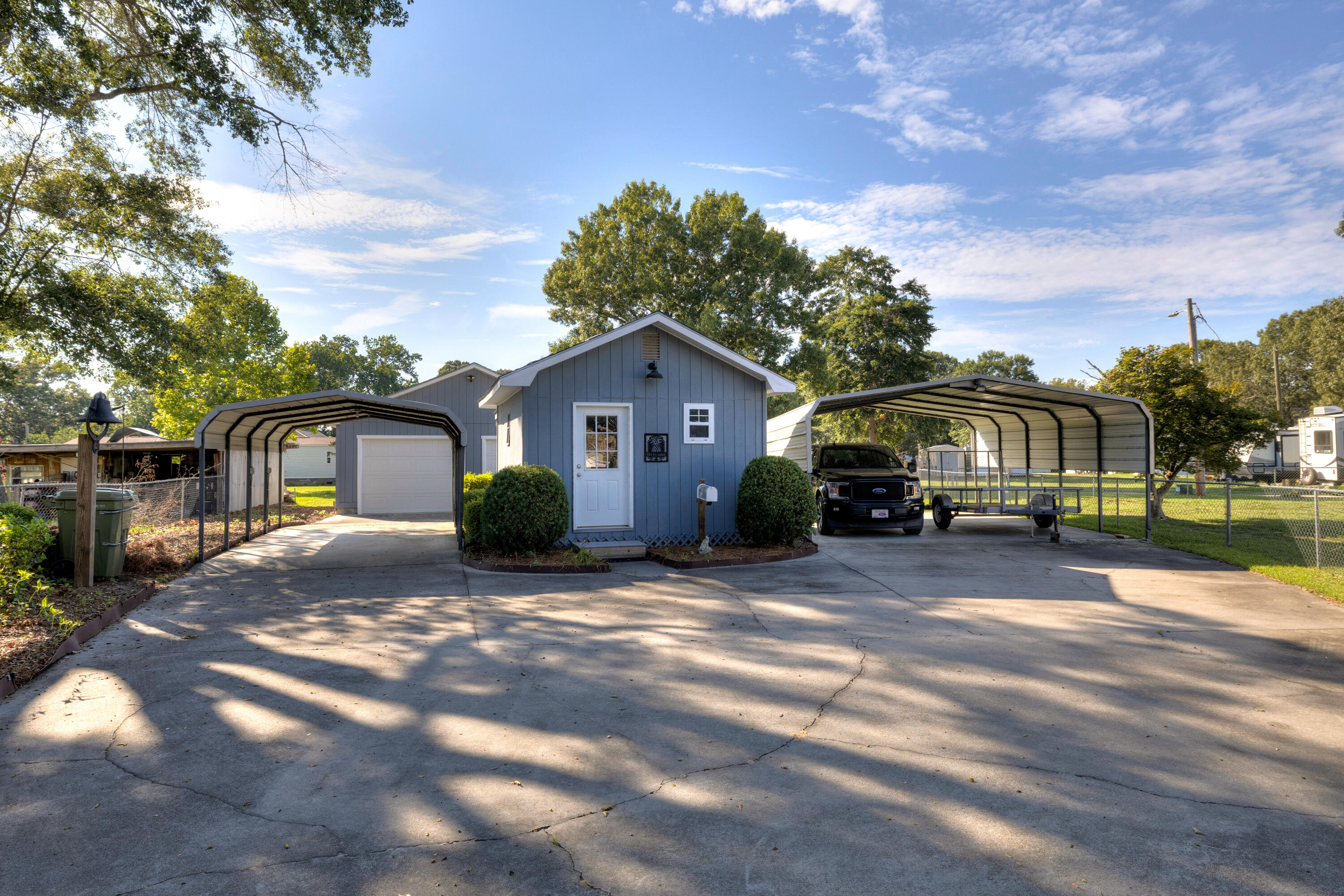 1294 Pond View Road Manning, SC 29102 - Photo 7 of 59