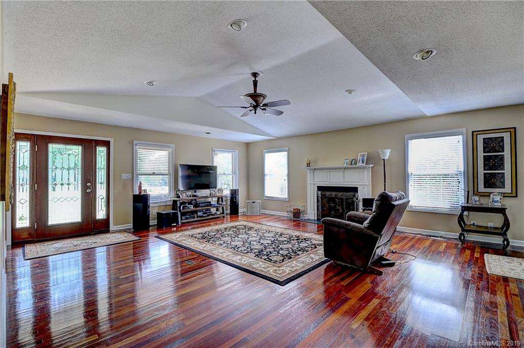 301 Roy Eaker Road Cherryville, NC 28021 - Photo 11 of 29