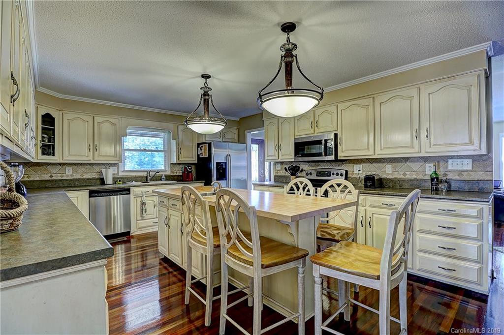 301 Roy Eaker Road Cherryville, NC 28021 - Photo 7 of 29