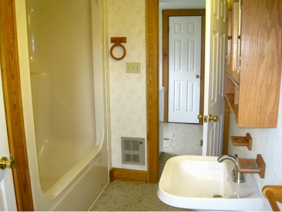 2813 School Road New Milford, PA 18834 - Photo 3 of 24 Gallery Image 3