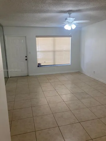 $1,875 | 5494 Courtyard Drive, Unit 5494, Margate, FL 33063