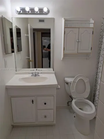 $1,875 | 5494 Courtyard Drive, Unit 5494, Margate, FL 33063