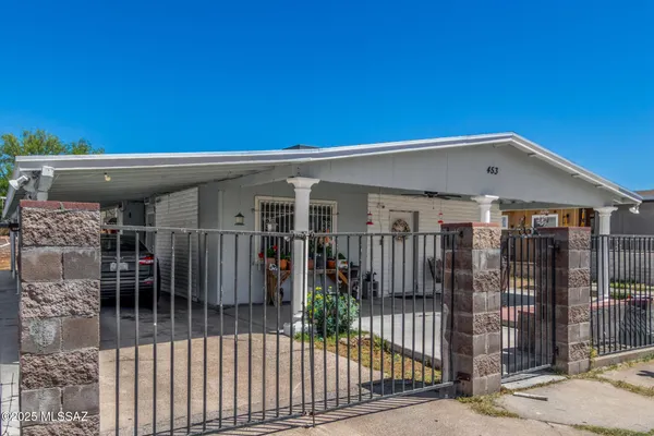 $263,000 | 453 East Calle Socorro, Nogales, AZ 85621
