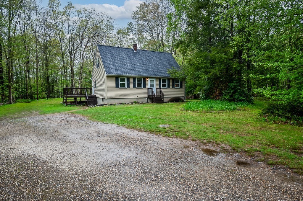 54 Number 10 Schoolhouse Road Charlton, MA 01507 - Photo 2 of 15 Gallery Image 2
