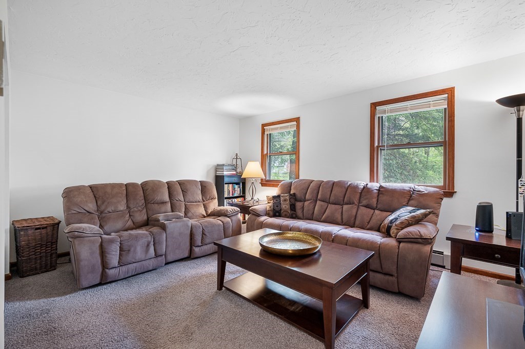 54 Number 10 Schoolhouse Road Charlton, MA 01507 - Photo 7 of 15 Gallery Image 7