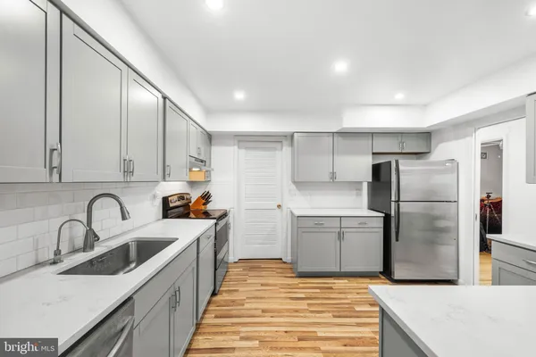 $395,000 | 16 Jacob Court, Ewing, NJ 08628