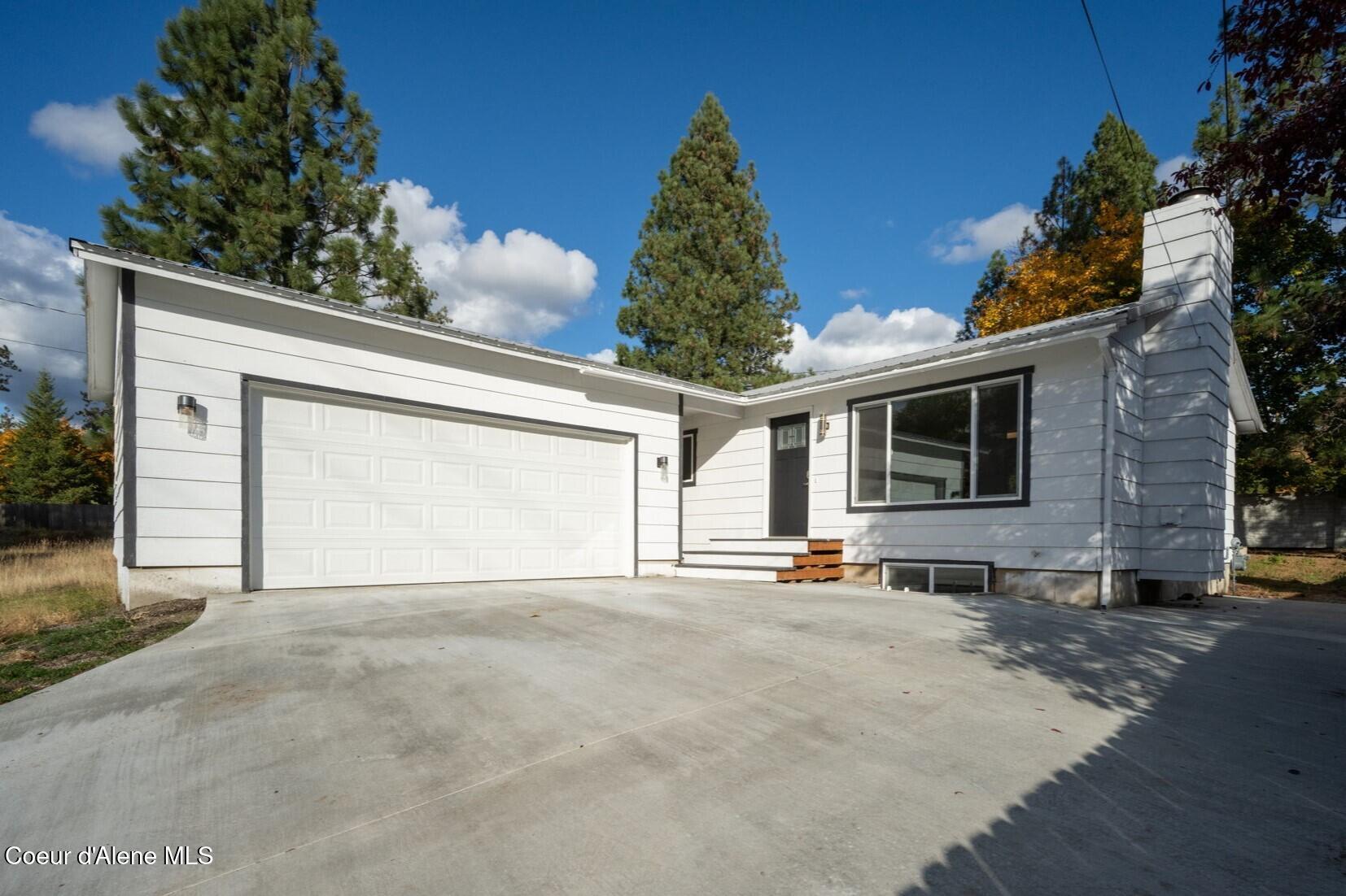 2818 North 17th Street Coeur D'Alene, ID 83815 - Photo 1 of 1 Welcome Home!