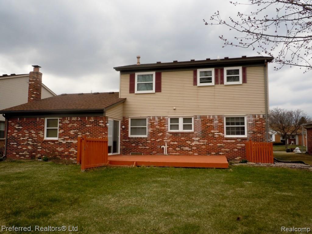 43669 Oakbrook Road Canton, MI 48187 - Photo 19 of 19 REAR VIEW