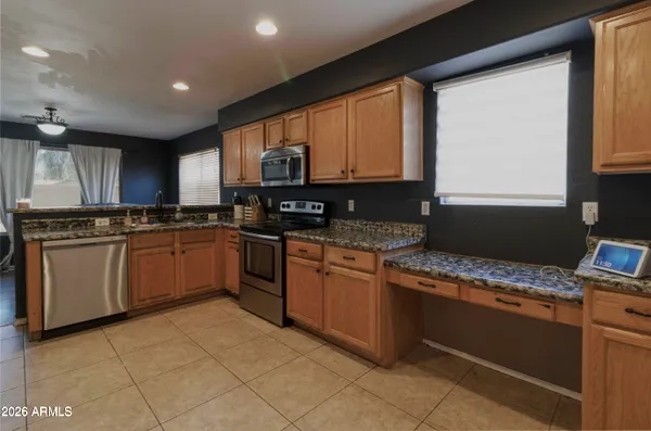 $425,000 | 2674 South Seton Avenue, Gilbert, AZ 85295