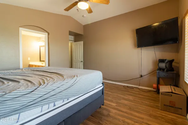 $425,000 | 2674 South Seton Avenue, Gilbert, AZ 85295