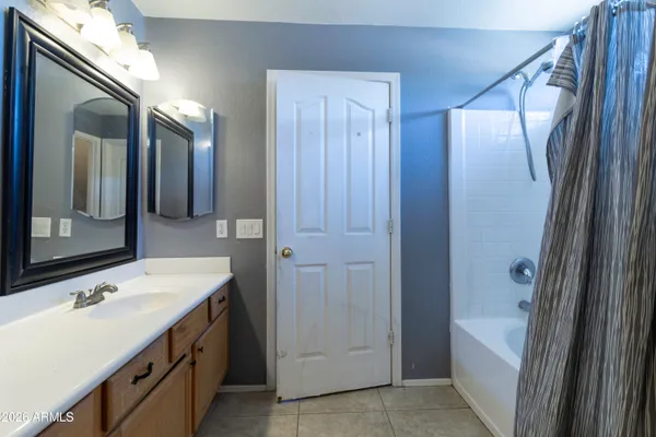 $425,000 | 2674 South Seton Avenue, Gilbert, AZ 85295