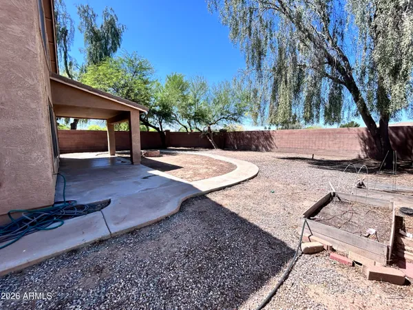 $425,000 | 2674 South Seton Avenue, Gilbert, AZ 85295