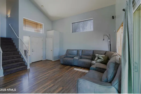 $425,000 | 2674 South Seton Avenue, Gilbert, AZ 85295