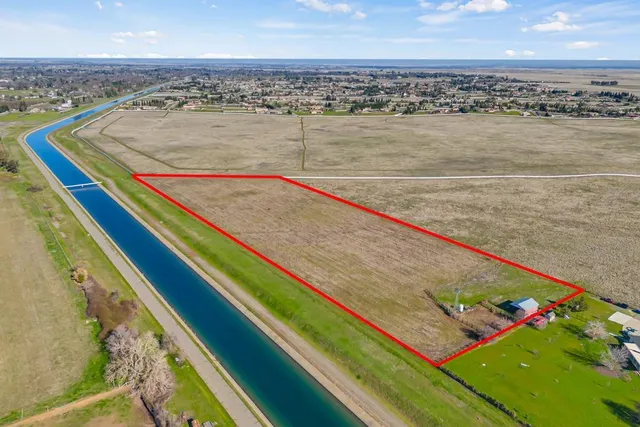 a view of swimming pool with a terrace