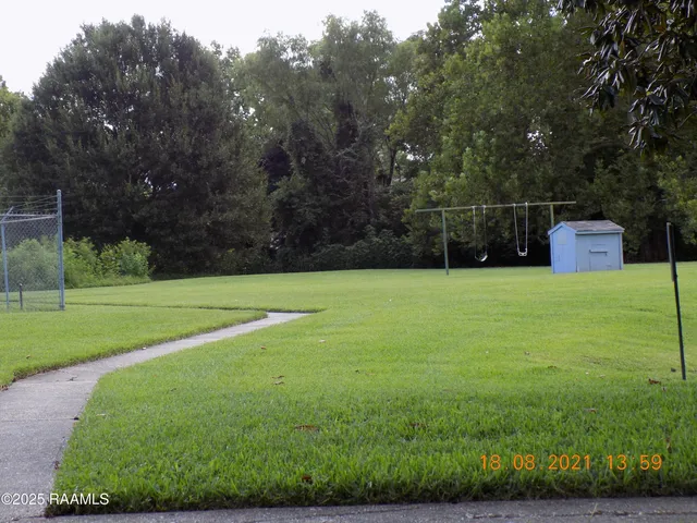 $1,300 | 11 Clematis Court, Lafayette, LA 70507