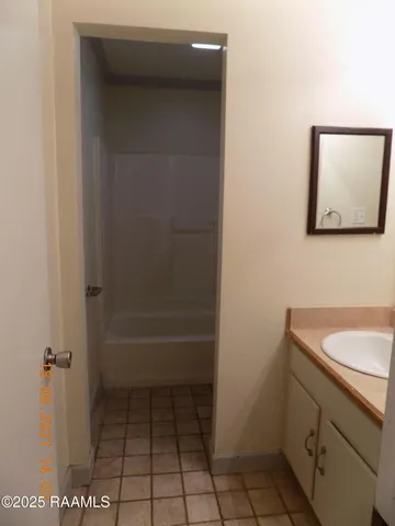 $1,300 | 11 Clematis Court, Lafayette, LA 70507