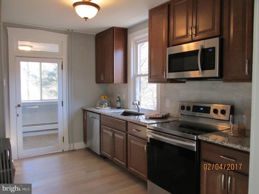 2117 Hollinger Road Lancaster, PA 17602 - Photo 15 of 43 Gallery Image 15
