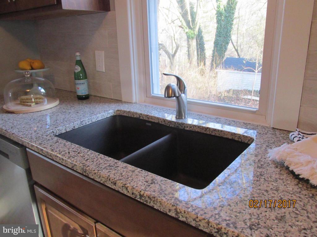 2117 Hollinger Road Lancaster, PA 17602 - Photo 18 of 43 Gallery Image 18