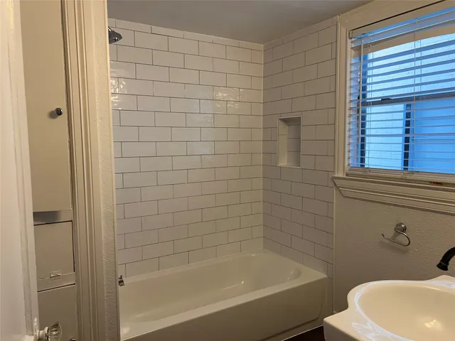 $1,500 | 1853 West Main Street, Unit 2, Houston, TX 77098