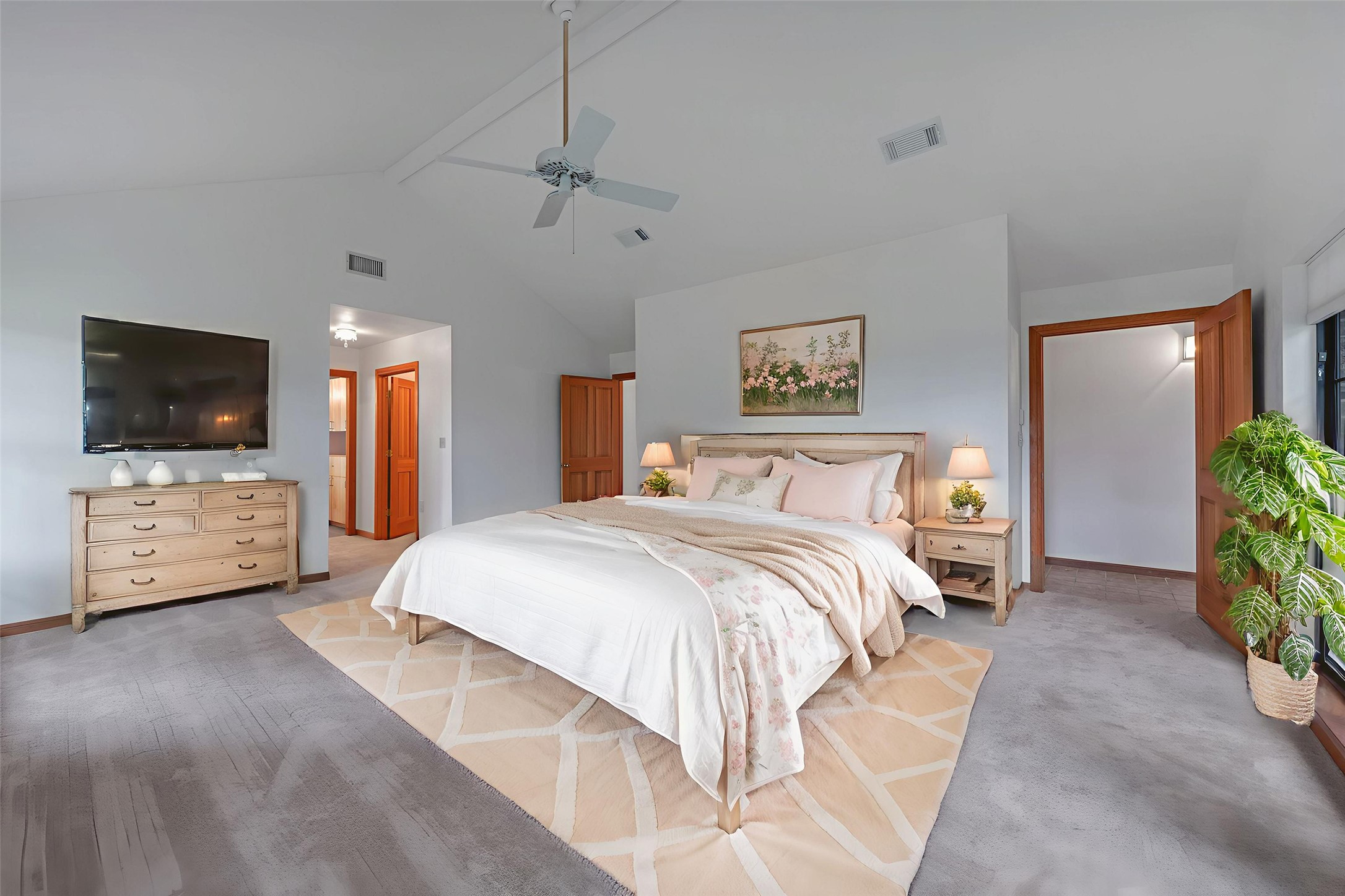 9811 Miner Road Highlands, TX 77562 - Photo 18 of 50 Primary Bedroom