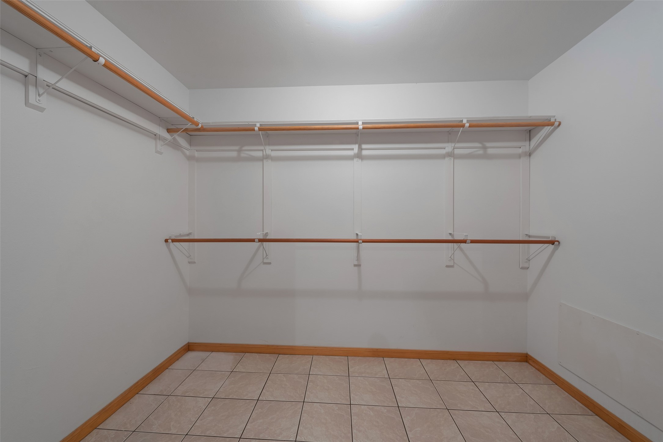 9811 Miner Road Highlands, TX 77562 - Photo 23 of 50 Primary Closet