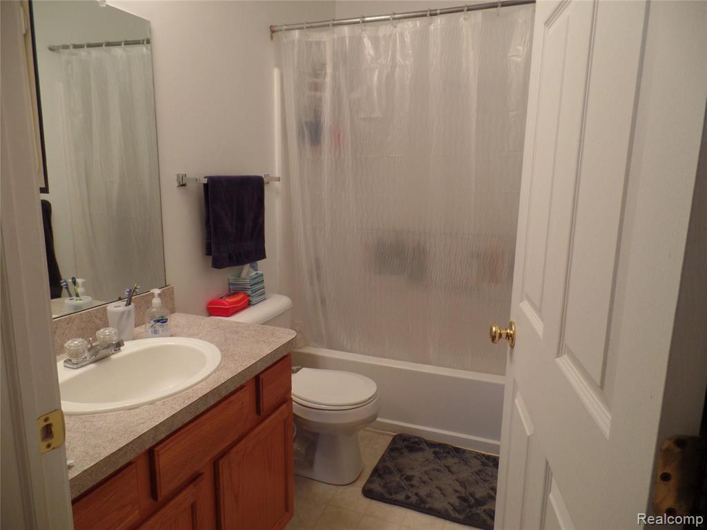 4075 Strathmore Lane Canton, MI 48188 - Photo 15 of 17
