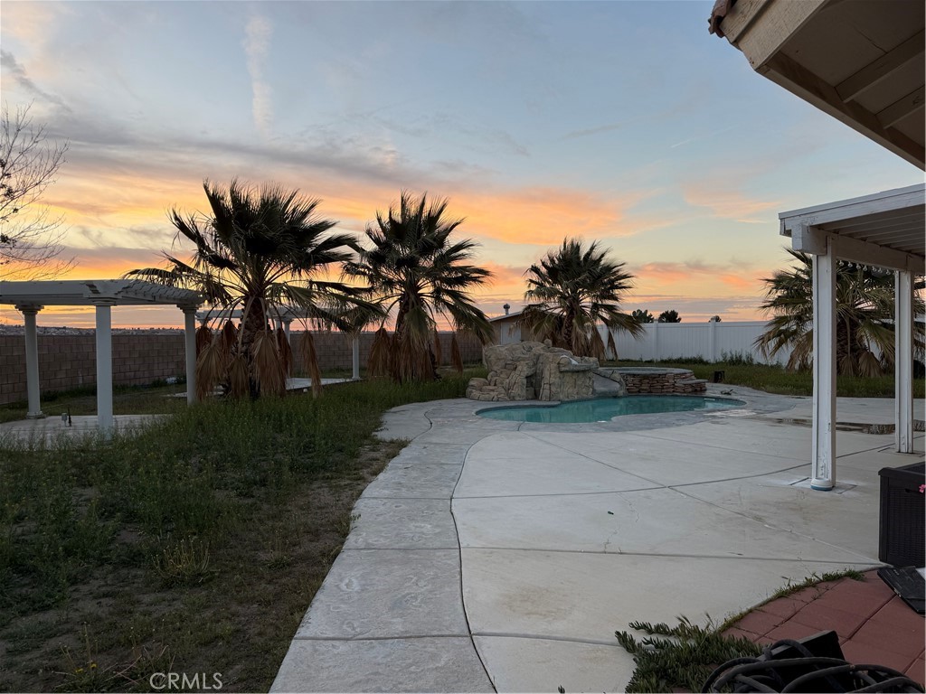 13436 Havasu Road Apple Valley, CA 92308 - Photo 12 of 13