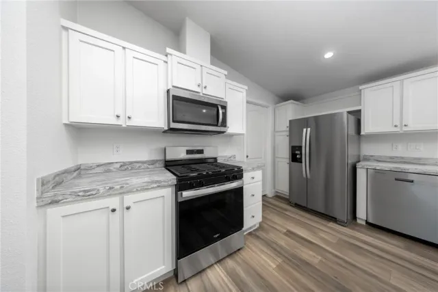 $219,000 | 1855 East Riverside Drive, Unit 252, Ontario, CA 91764