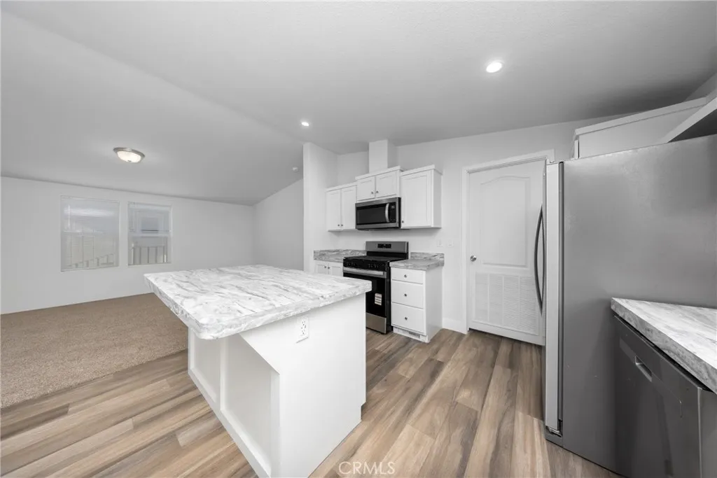 1855 East Riverside Drive, Unit 252 Ontario, CA 91761 - Photo 7 of 32