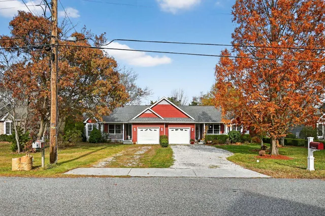 a front view of house with yard
