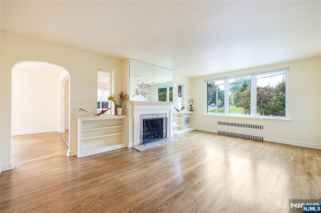 700 Kinderkamack Road, Unit 1 River Edge, NJ 07661 - Photo 9 of 36