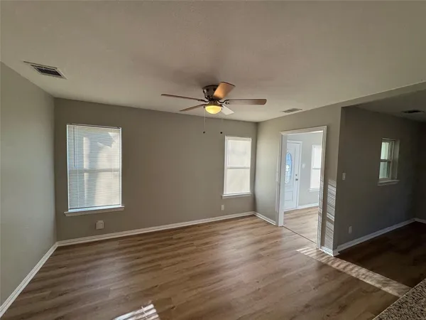 $1,650 | 2529 Morgan Drive, Dallas, TX 75241