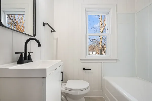 $260,000 | 618 South Bill Street, Plano, IL 60545