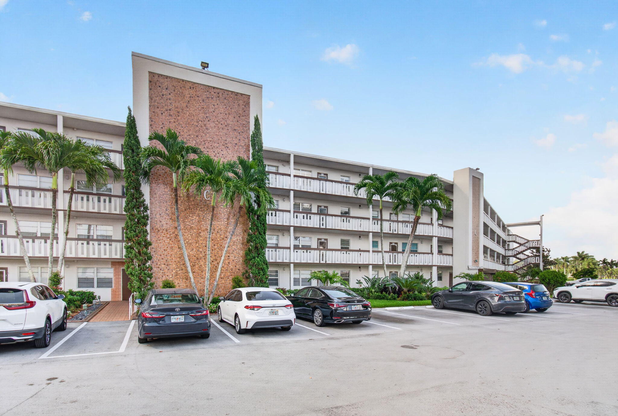 4039 Hythe A Boca Raton, FL 33434 - Photo 18 of 108 3-web-or-mls-DSC_4209