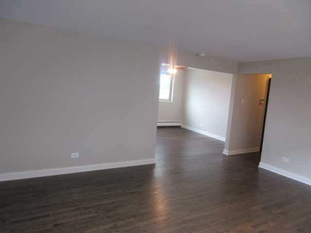 2012 West 111th Street, Unit 3S Chicago, IL 60643 - Photo 8 of 31