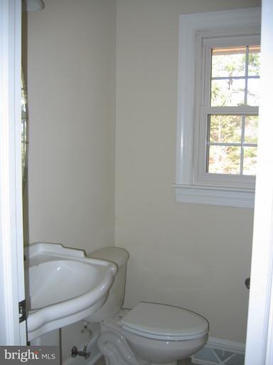 3014 Mountain View Road Stafford, VA 22556 - Photo 8 of 30 1/2 Bath