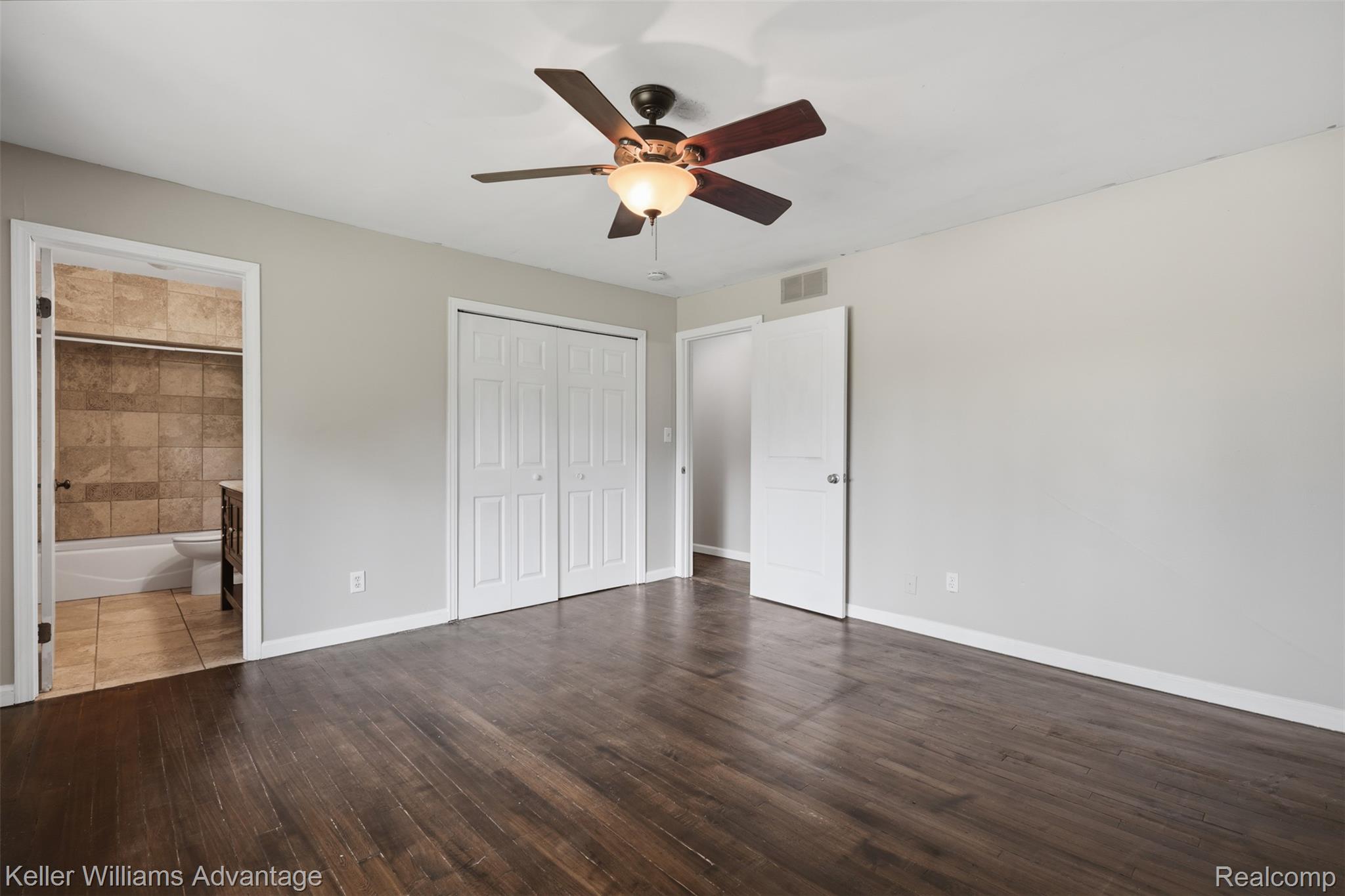 48053 Harris Road Belleville, MI 48111 - Photo 20 of 37 24_48053 harris rd-21.jpg