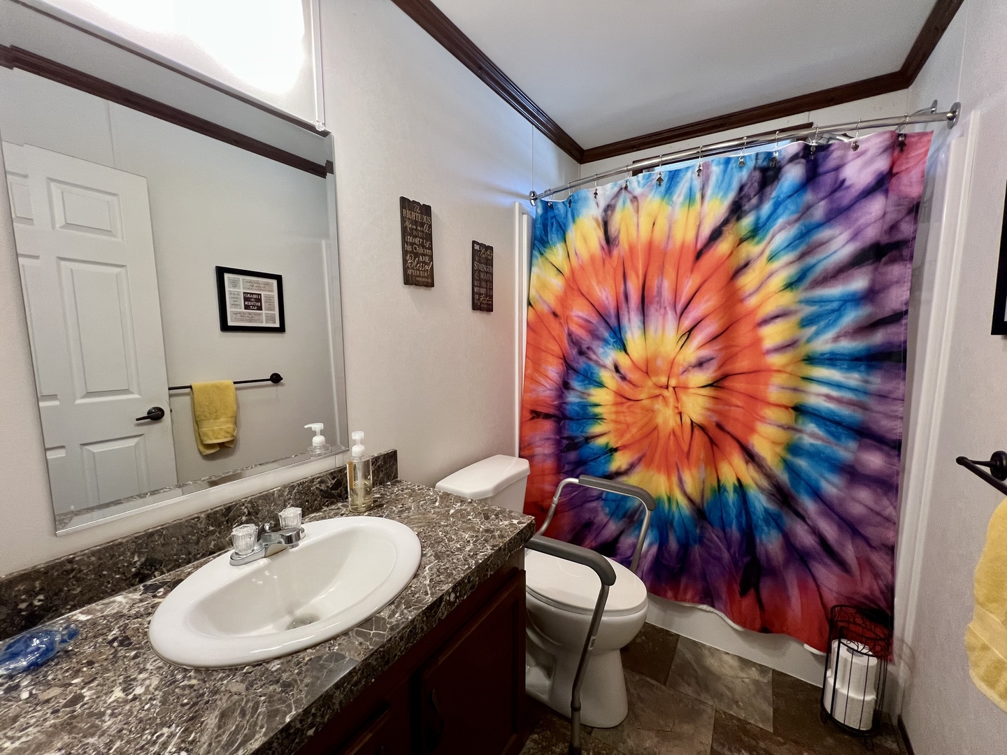 612 Bureau Court Mahomet, IL 61853 - Photo 24 of 27 a bathroom with a sink and a mirror