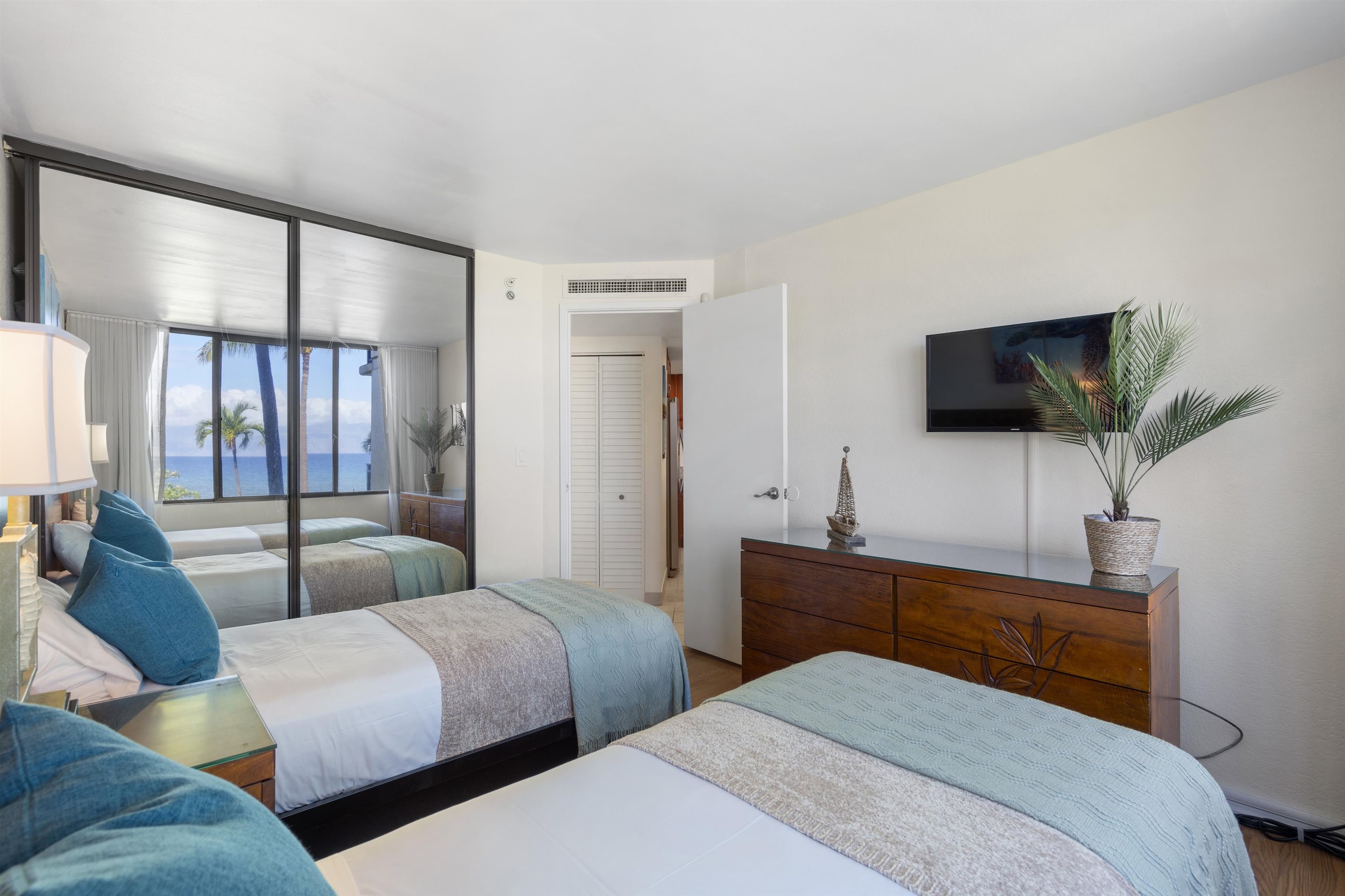 3445 Lower Honoapiilani Road, Unit 204 Lahaina, HI 96761 - Photo 15 of 43 Gallery Image 15